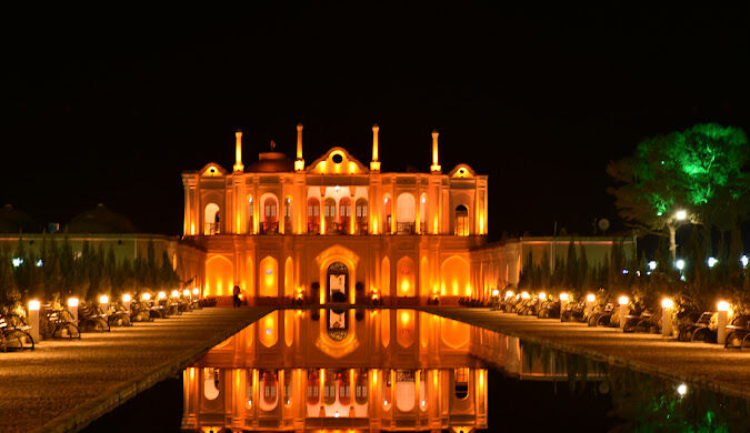 سایبان برقی در بم