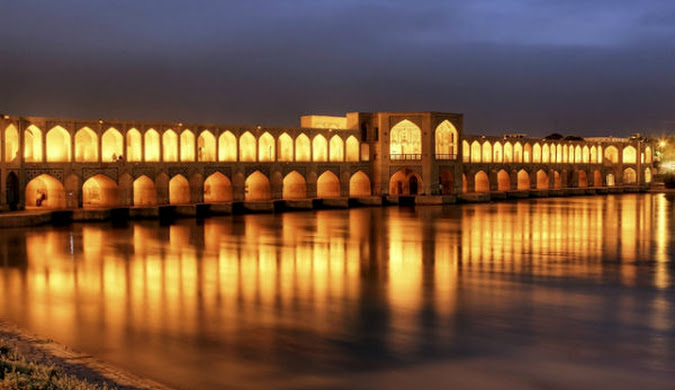 سایبان مغازه اصفهان