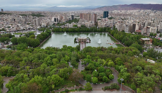 سایبان برقی در تبریز